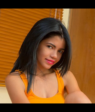 Lea De La Torre